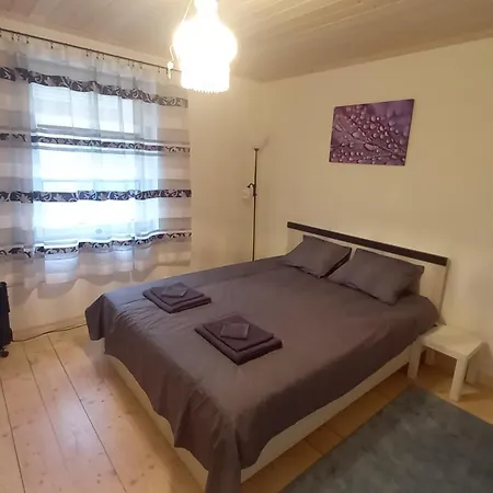 Aia Hoovimaja Hébergement de vacances Pärnu